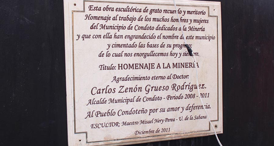Homenaje a la minería en la Plaza principal del municipio. Fotografía: Klarem Valoyes Gutiérrez